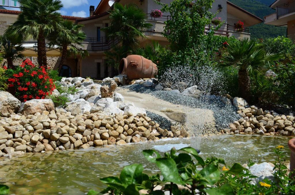 Hotel La Grotte San Donato Val di Comino Exteriör bild